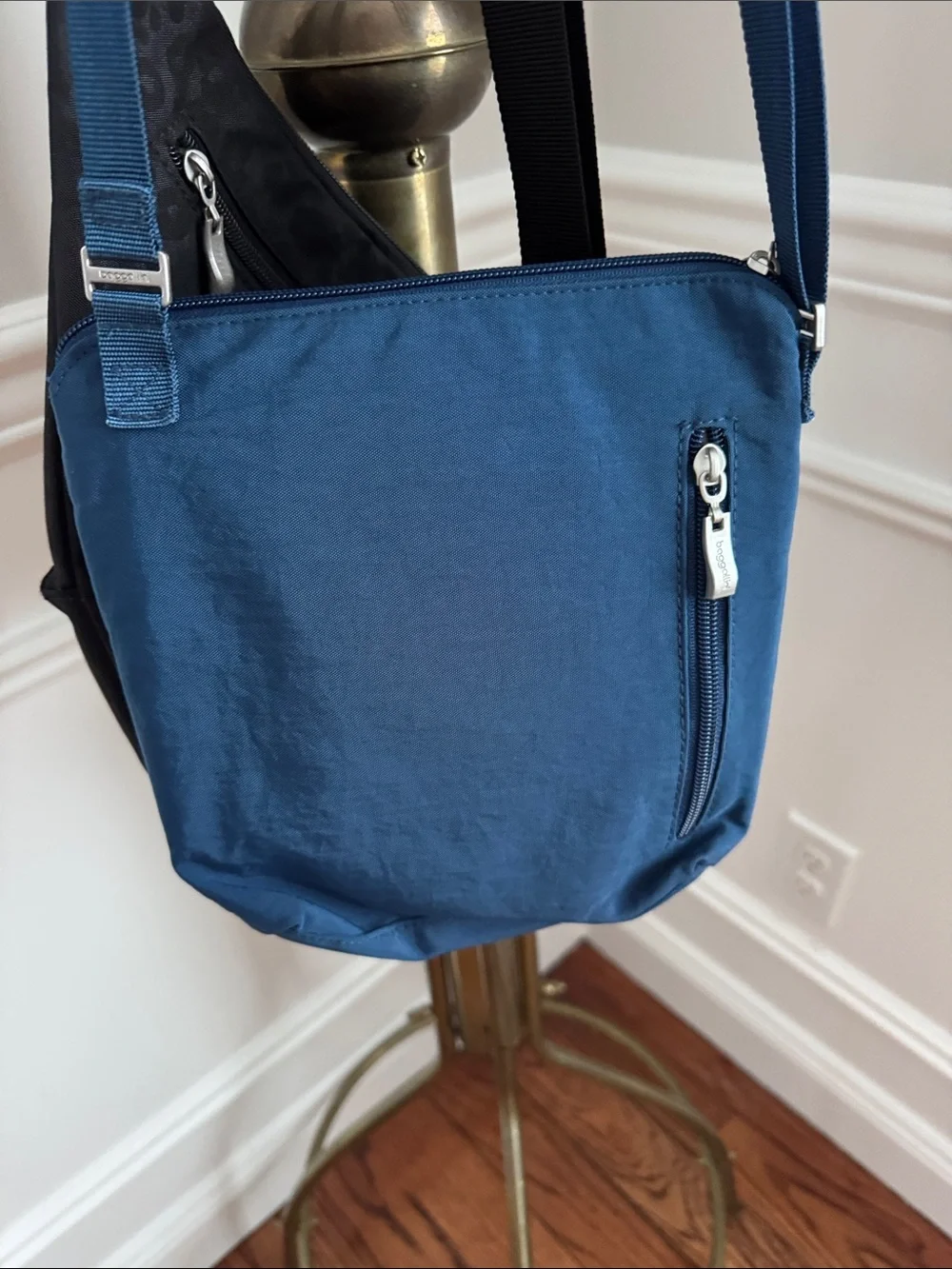 Baggallini Navy and Black Crossbody Duo with Multiple Zips - Picture 4 of 7